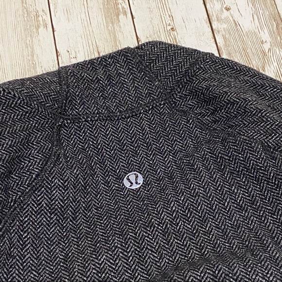 LULULEMON ATHLETICA Heathered Herringbone Black Think Fast Long Sleeves Size 6 - Picture 15 of 16